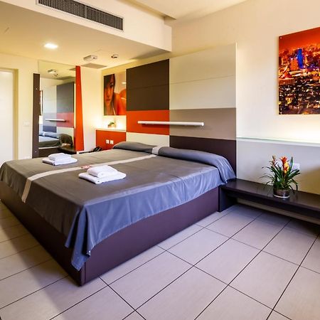 Castelnuovo Scrivia Motel Autosole Vip מראה חיצוני תמונה