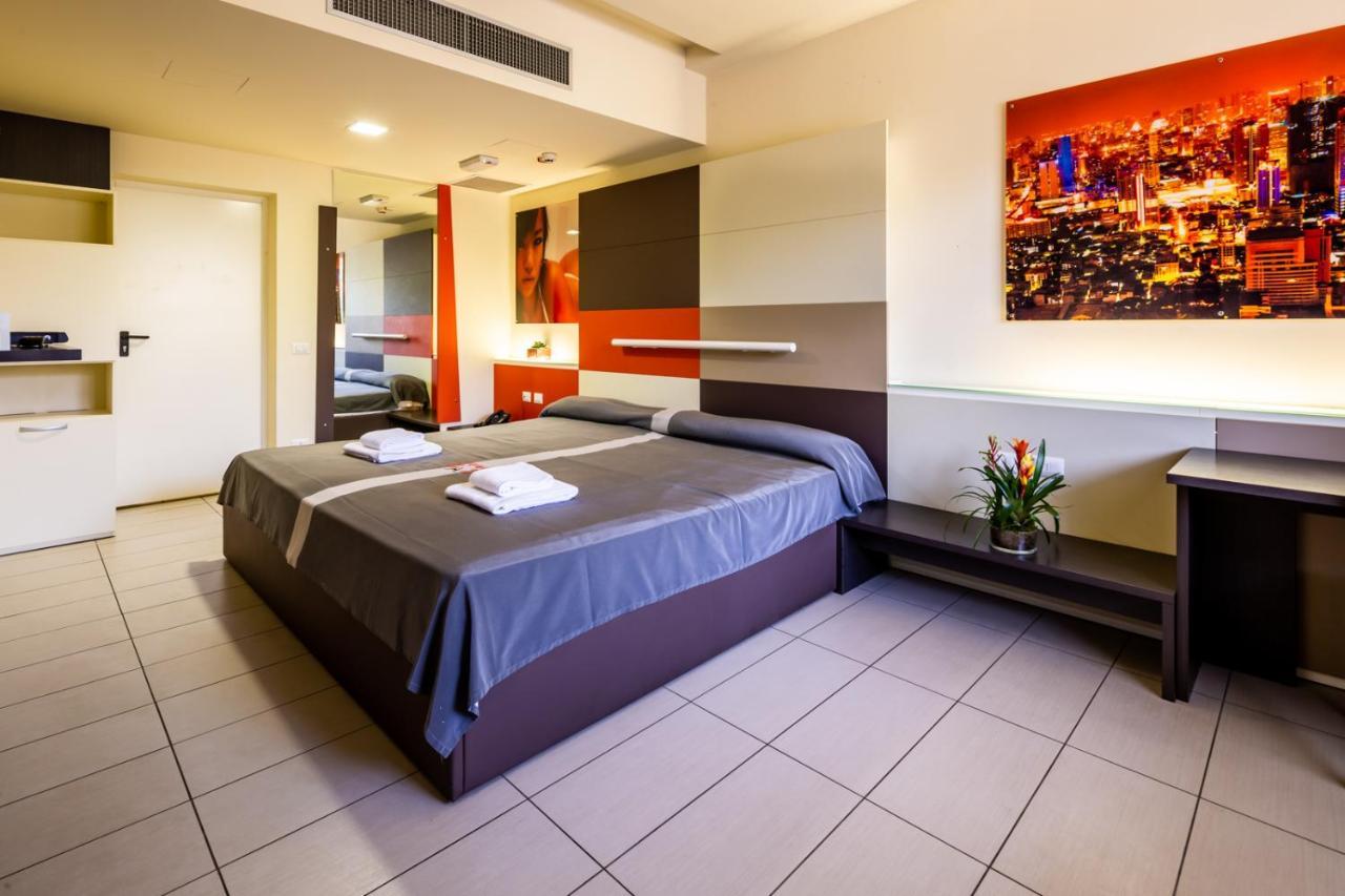 Castelnuovo Scrivia Motel Autosole Vip מראה חיצוני תמונה